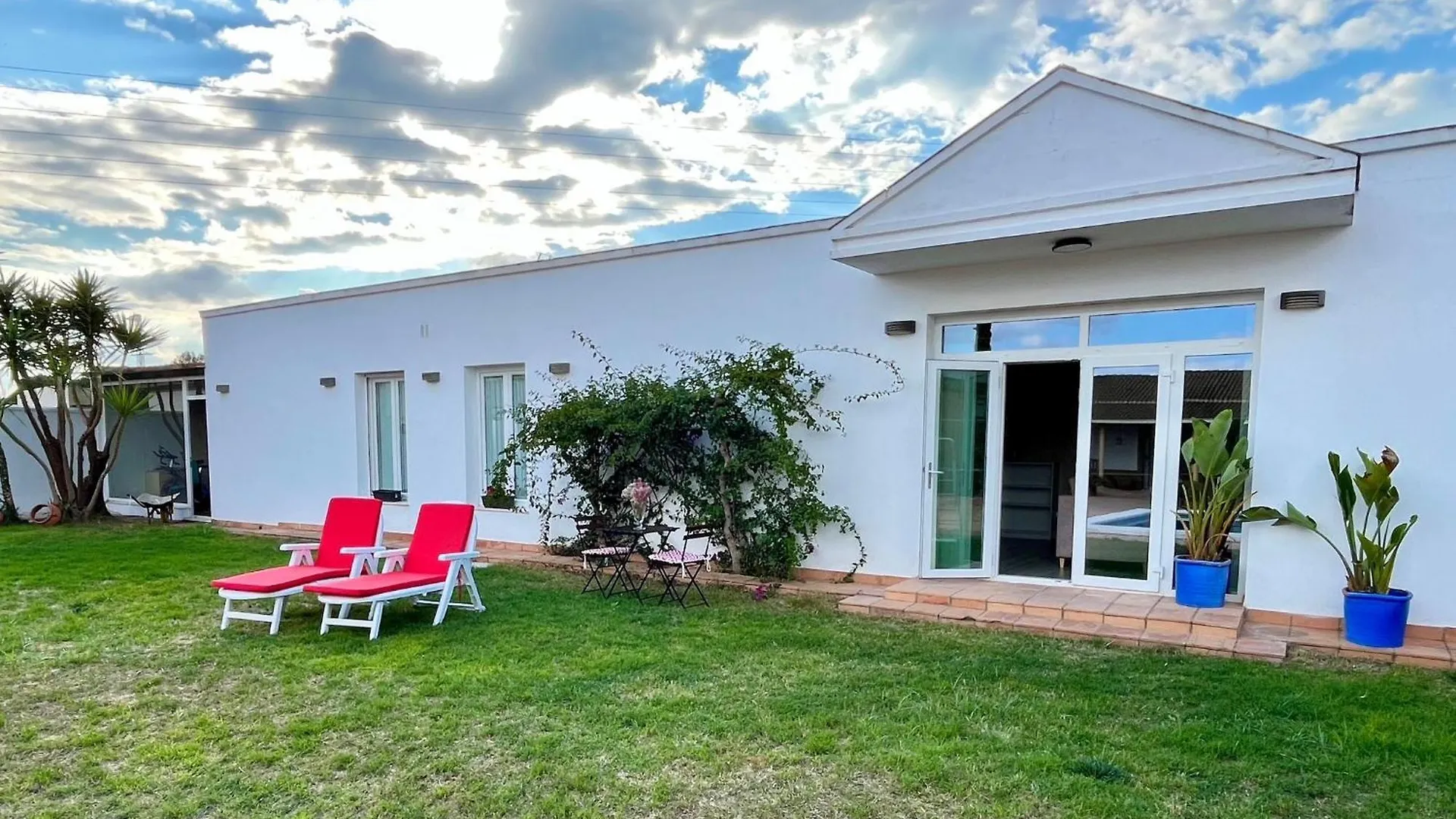 Casa Blanca Villa Palma del Rio Spain